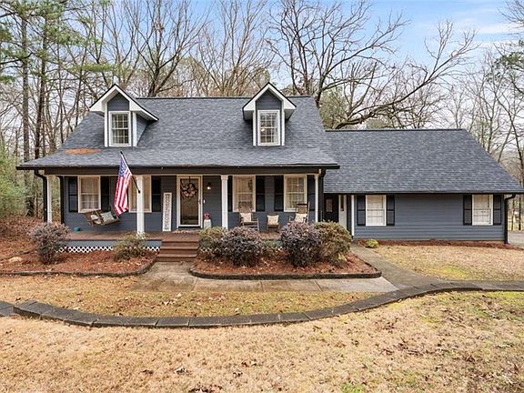 3rd image of 39 Ramblewood Dr SE