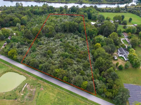 7457 Stonefort Rd, Creal Springs, IL 62922