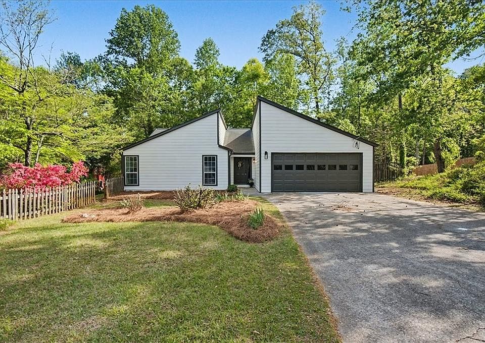 1st image of 5985 Bayside Dr NW