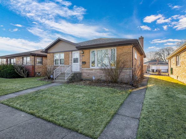 7808 Lowell Ave, Skokie, IL 60076
