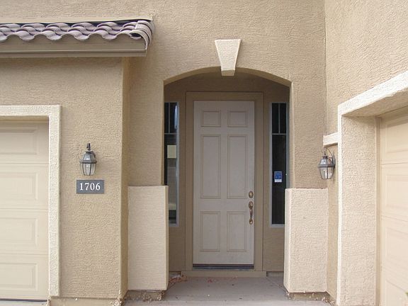 4th image of 1706 N 113th Ave