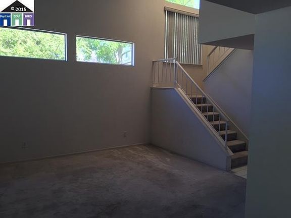 2nd image of 122 S Wildwood