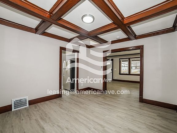 1762090_004_wm_-_dining_room_13616885.jpg