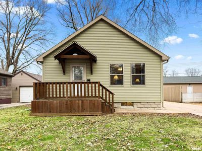 1320 S 10th St, Pekin, IL, 61554