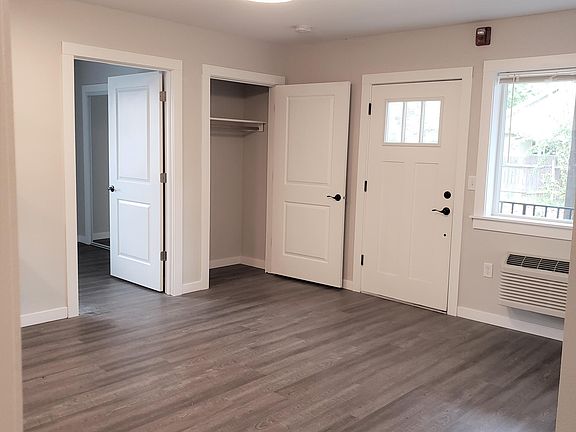 2 bedroom living room