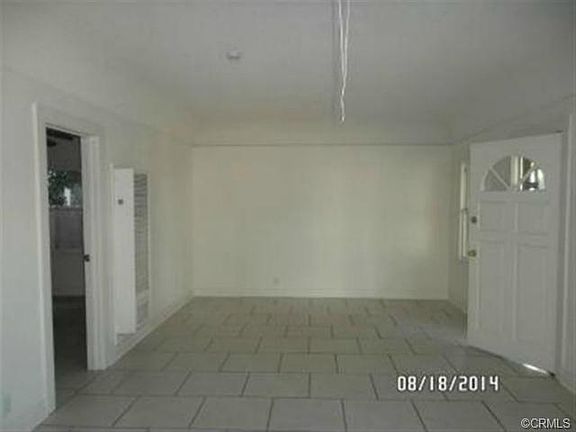 3rd image of 753 E D St