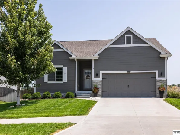 9401 S 178th St, Omaha, NE 68136