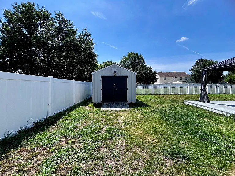 317 Big Pond Ln — Photo 34