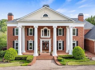 1075 Carnoustie Ln, Alpharetta, GA 30005