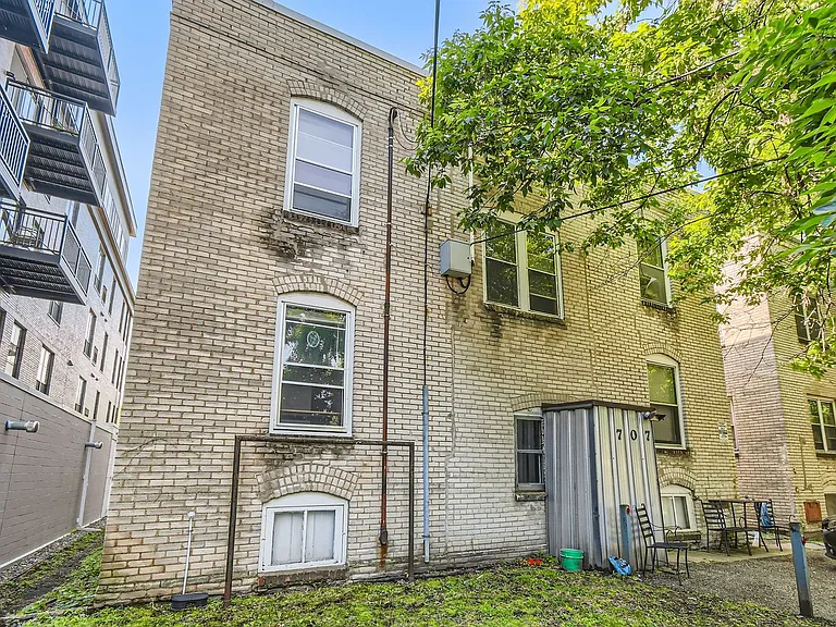 707 Grand Ave — Photo 18