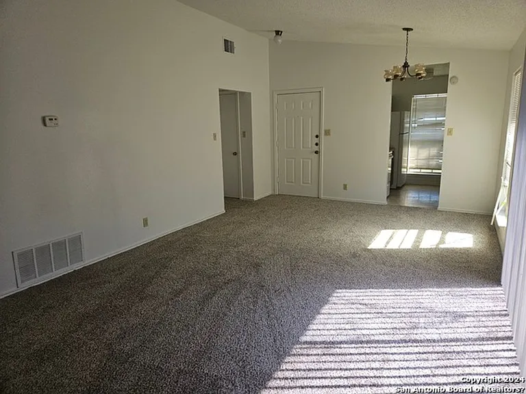 5319 Ashbury Dr — Photo 3