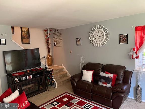 5th image of 5200 Hilltop Dr APT J15