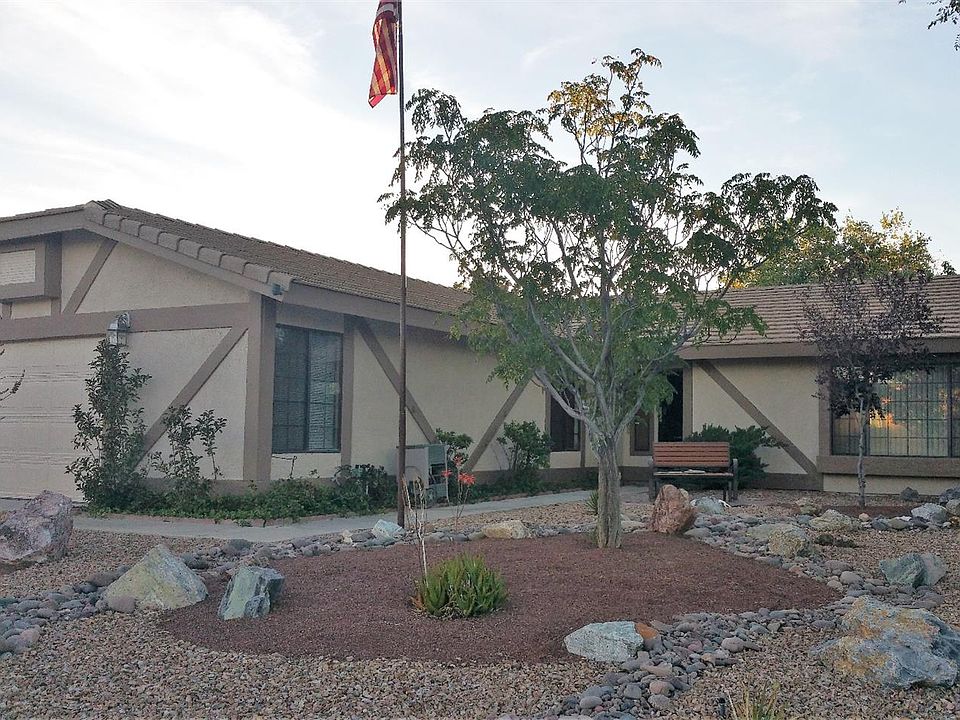 1st image of 15436 Mesquite Ave
