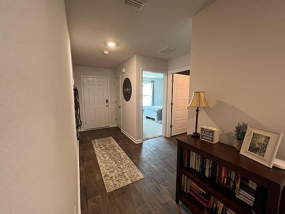 4th image of 2352 Kirkwood Dr