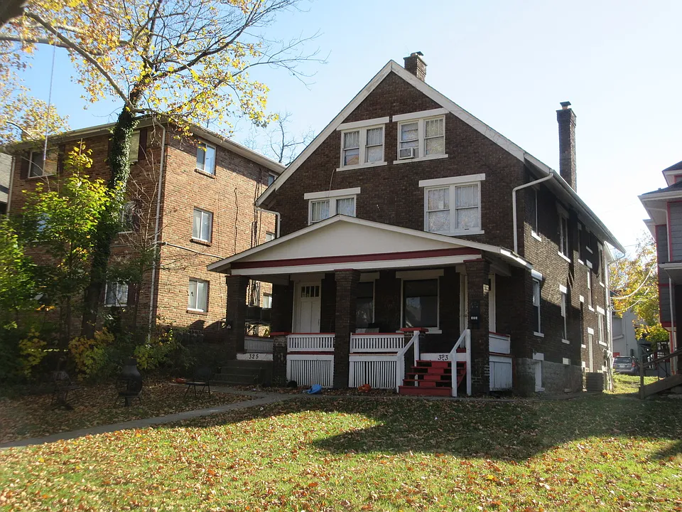 E 18th Ave 323-325 CR