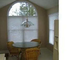 910 Emerson Dr, Mooresville, NC 28115