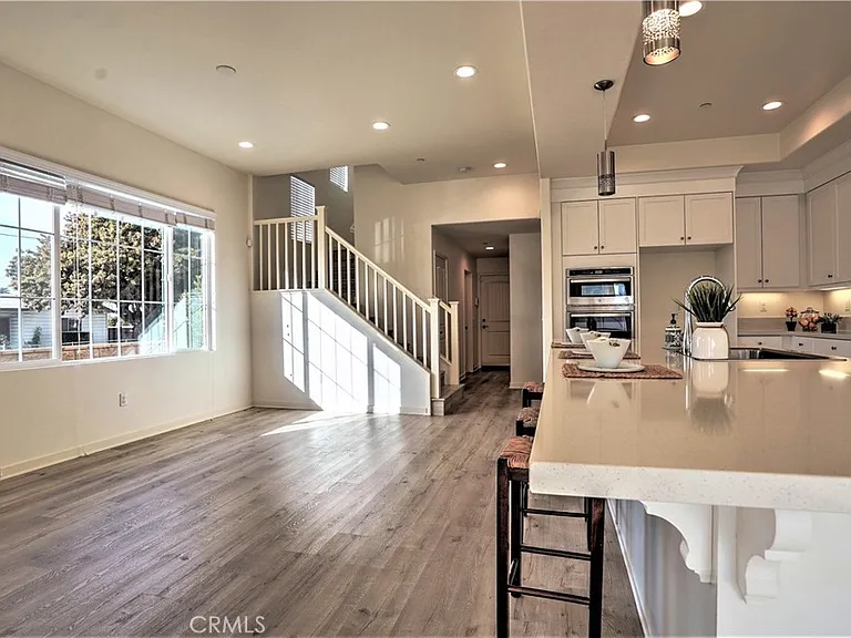 22117 Normandie Ave — Photo 10
