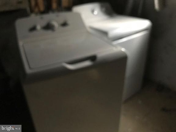 4th image of 1117 S Clifton St