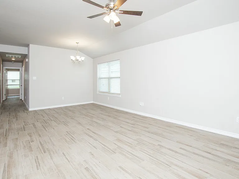 344 Arnold Dr #B — Photo 7