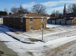 301 Avenue D #1, West Pt, IA 52656