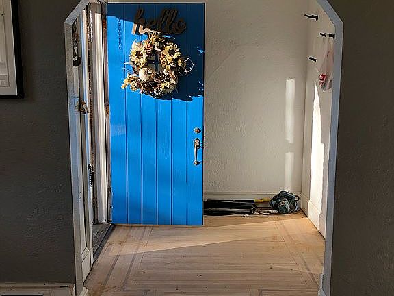 Foyer (before stain)
