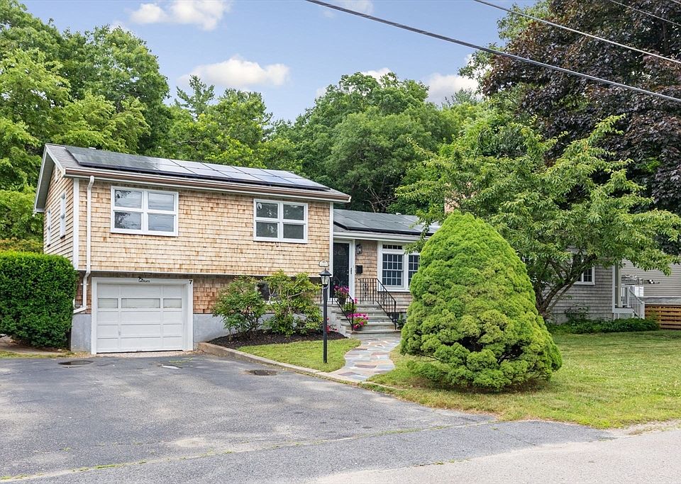 1st image of 7 Hampshire Ave
