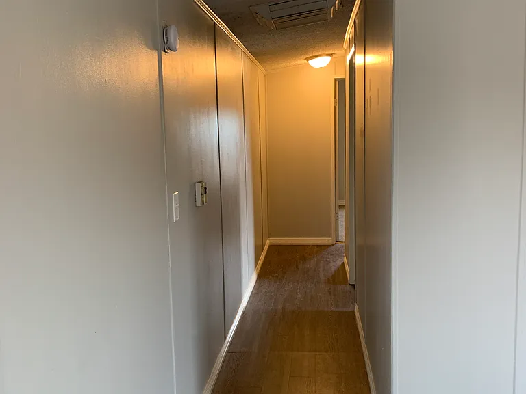Hall to spare bath and bedrooms
