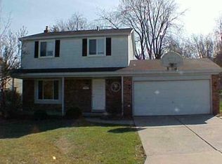 1917 Valley Dr, Ypsilanti, MI 48197