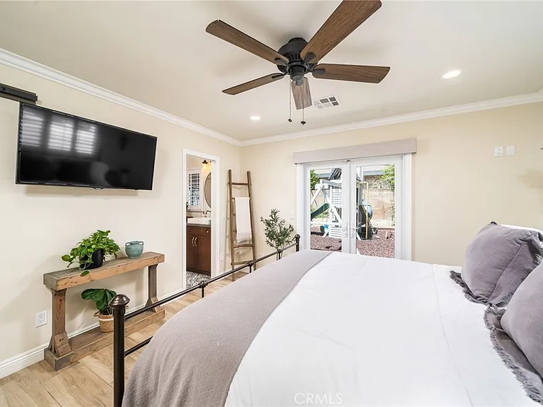 1025 Kent Dr — Photo 15