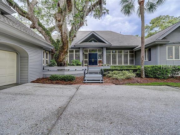 3rd image of 13 Peninsula Dr