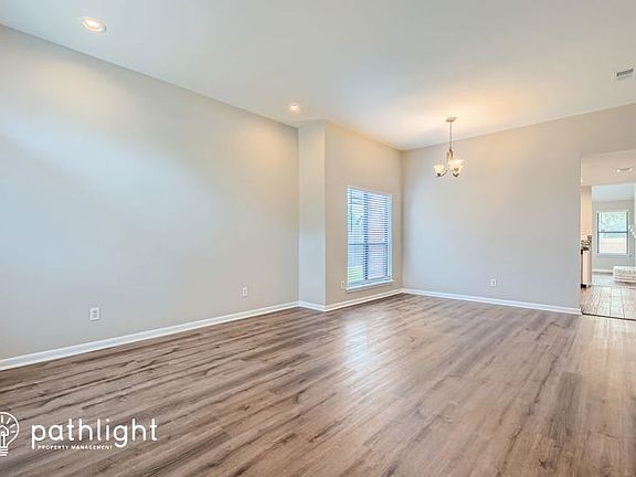 2nd image of 2528 Widgeon Way