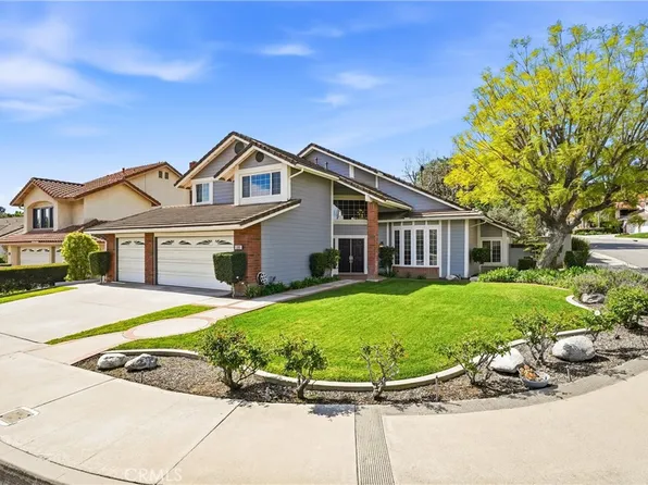 282 N Willow Springs Rd, Orange, CA 92869