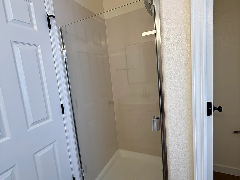 8735 Palomar Ave NE — Photo 14