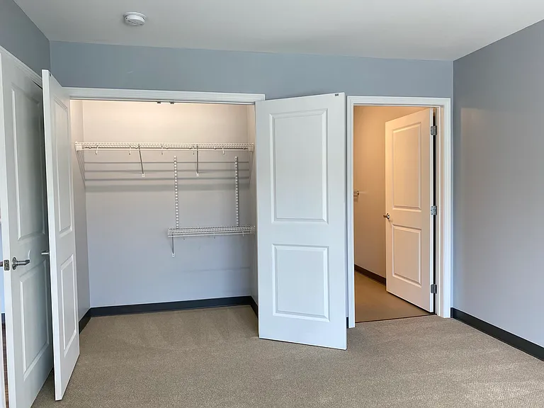 The Ridge at Eastern Trails Apartments — Photo 37