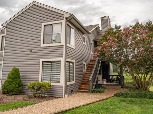 2214 Deer Run, Forest, VA 24551