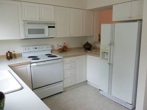 2nd image of 6607 SE Cougar Mountain Way