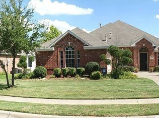 2617 Crestwood Dr, Burleson, TX 76028