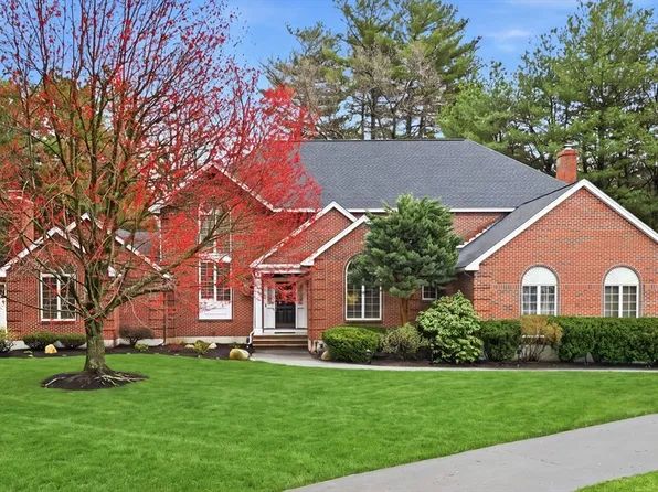3 Newman Hill Dr, Andover, MA 01810
