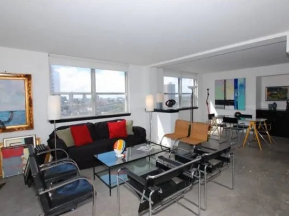 1707 N Prospect Ave #13, Milwaukee, WI 53202