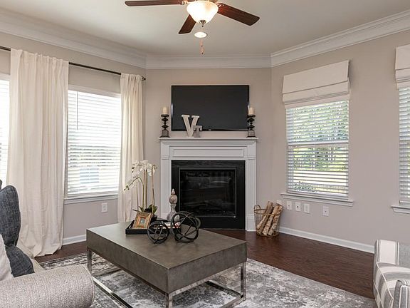 5th image of 5172 Grace Ct #30