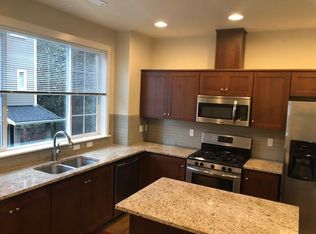 179 NE 80th Ave, Hillsboro, OR 97006