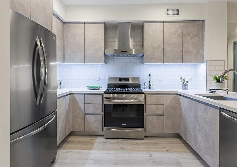 905 Wilcox Ave #Penthouse 2 — Photo 5