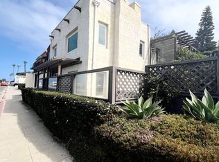 6801 Neptune Pl, La Jolla, CA 92037