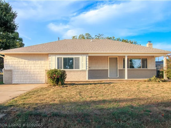 414 Francis Ln, Charleston, AR 72933