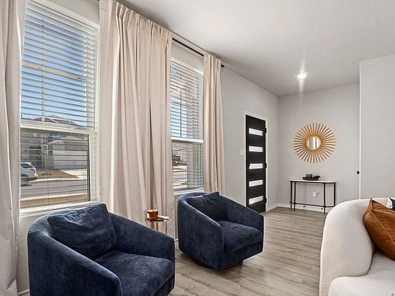 4th image of 16523 Rosemary Ridge