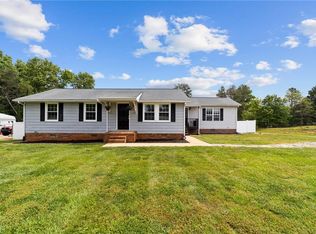 8300 Spotswood Rd, Summerfield, NC 27358