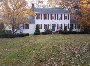 110 Charles Ave, Uxbridge, MA 01569