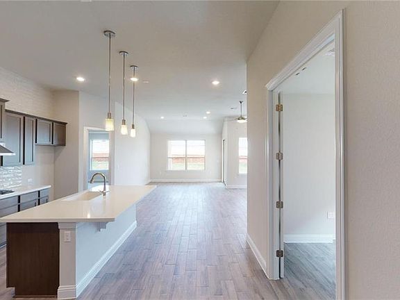 3rd image of 218 Sumalt Gap Way