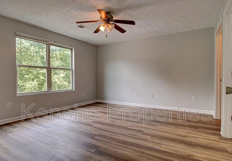 5302 Fairington Club Dr — Photo 16