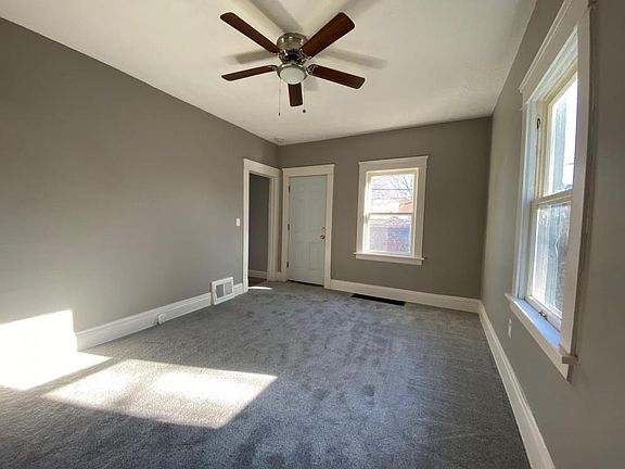 5th image of 1623 Hopkins Ave APT 2